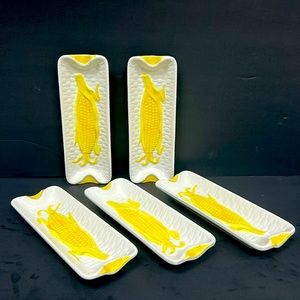 Vintage ceramic hand painted set of 5 corn on the cob holders